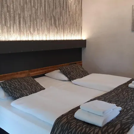 Hotel Ravel Cyrano