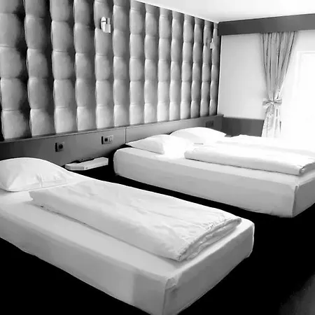 Hotel Ravel Cyrano