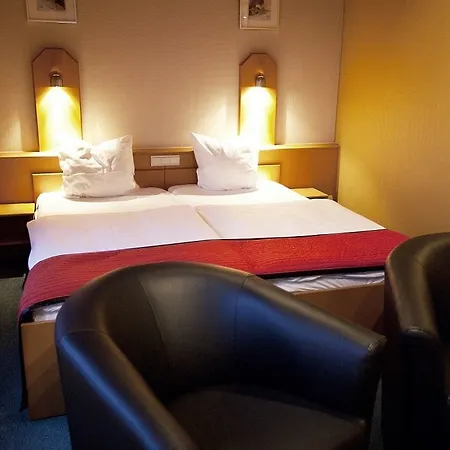 Hotel Ravel Cyrano 3*